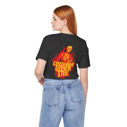 Bajo fuego, Camiseta de manga corta de punto unisex